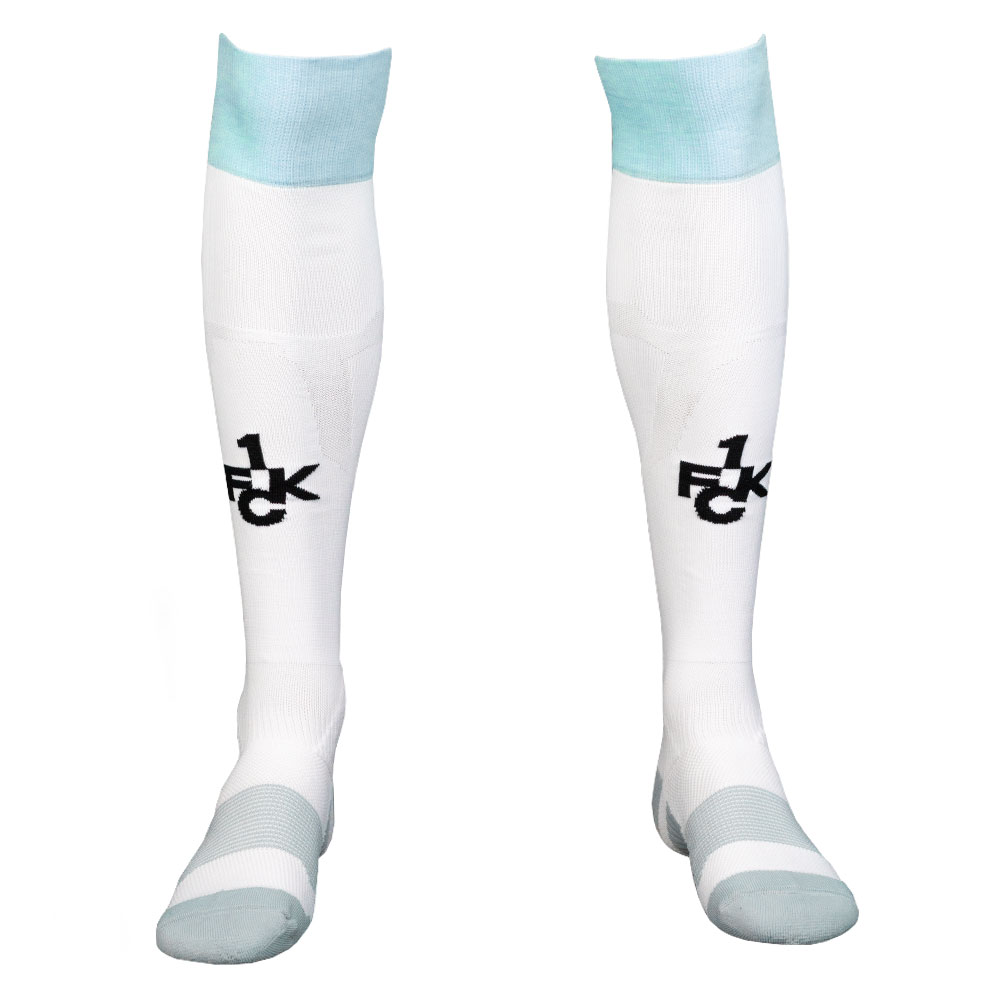 Auswärtsstutzen 25/26