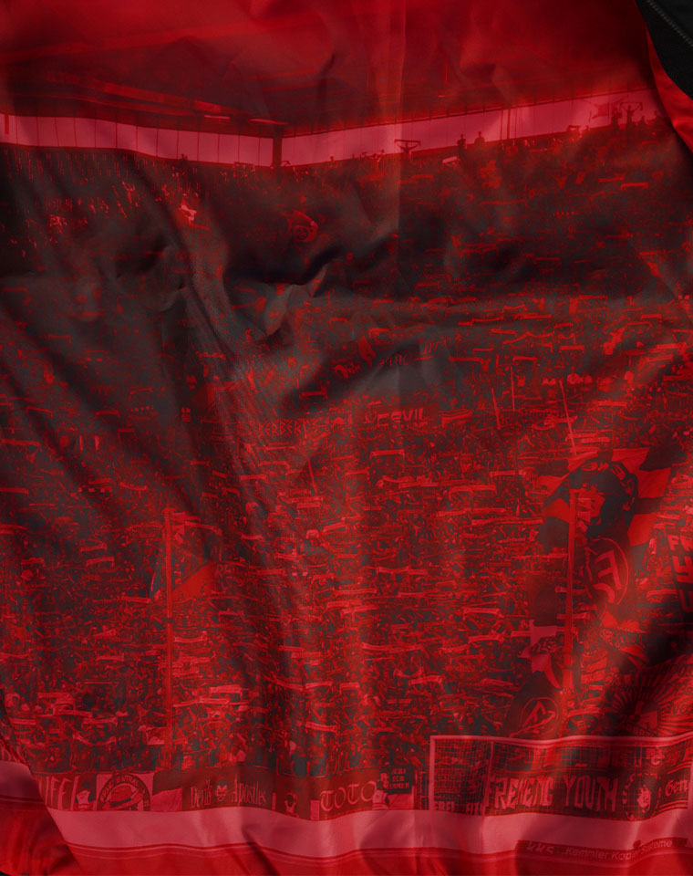 Jacke Logo schwarz mit Innenprint L